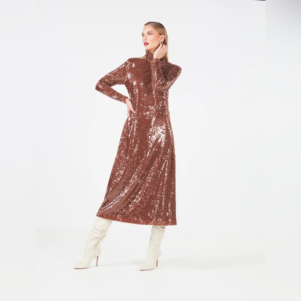 Bcbgmaxazria sequin dress long sleeve